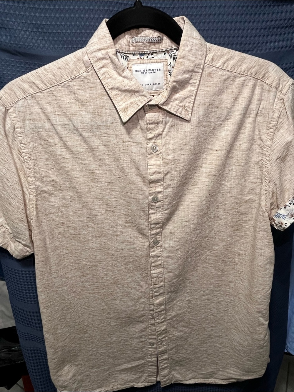 Denim & Flower Men's Short Sleeve Button-Up Shirt - Light Beige